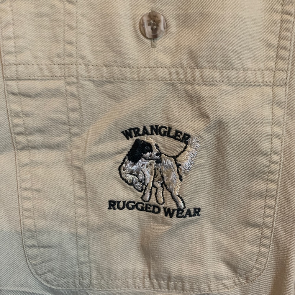 Wrangler Button Up - Picture 2 of 4